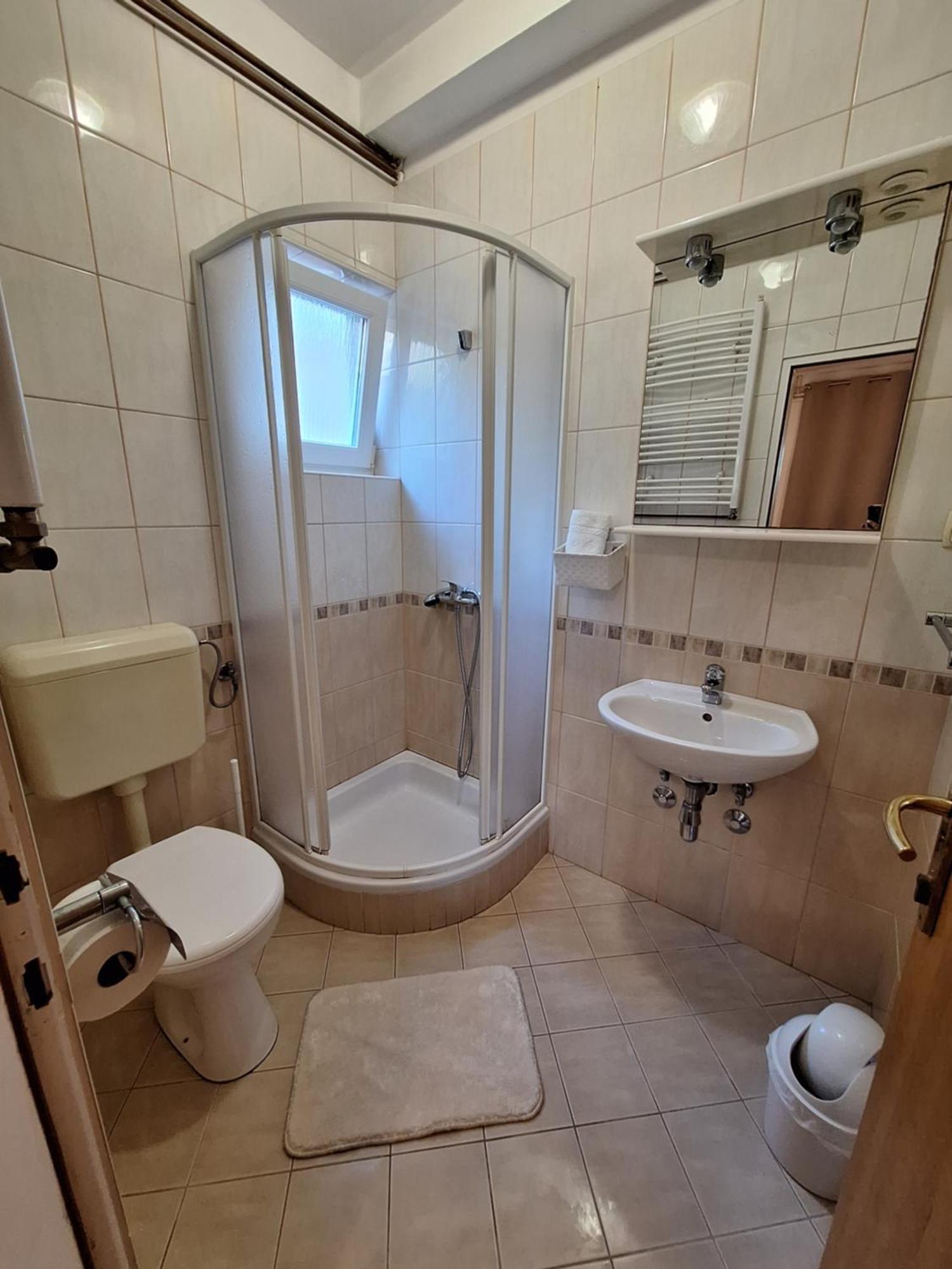 Vera Kampor Exteriör bild